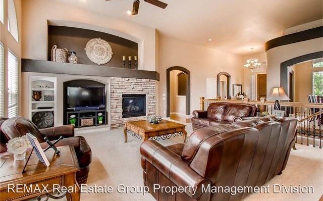 Building Photo - 5 br, 5 bath House - 10013 Oak Knoll Terrace