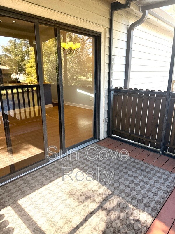 Foto del edificio - 6361 92nd Pl N