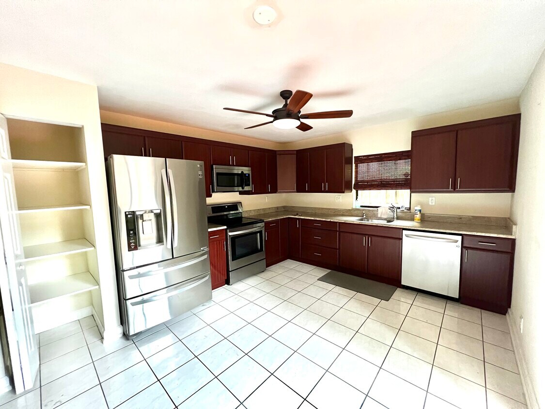 2145 NW 14th St, Delray Beach, FL 33445 House Rental in Delray Beach