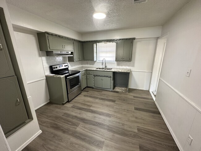 Foto del edificio - 630 SW 3rd St