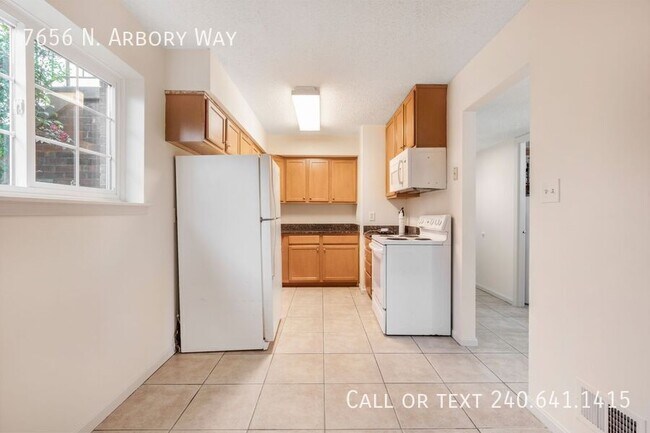 Foto del edificio - 7656 N Arbory Way