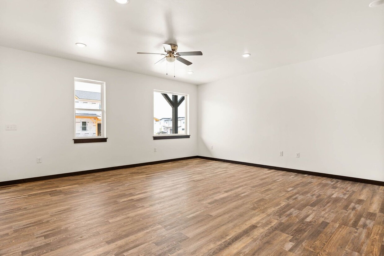 Foto principal - 853 Rookery Ln