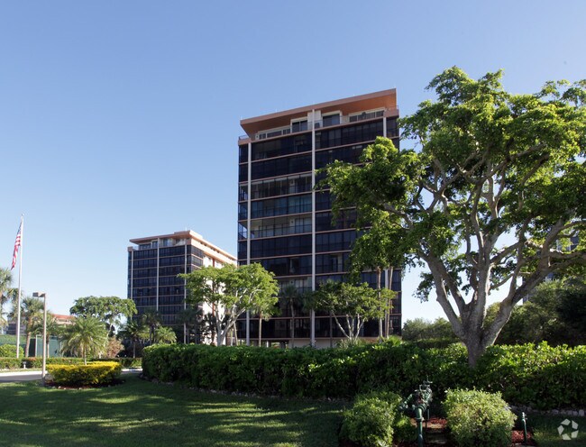 Building Photo - Sea Isles Condominium