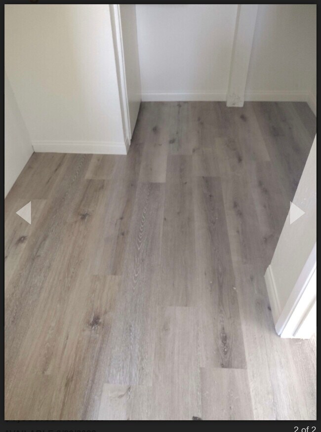 Building Photo - 1909 Santa Paula Dr