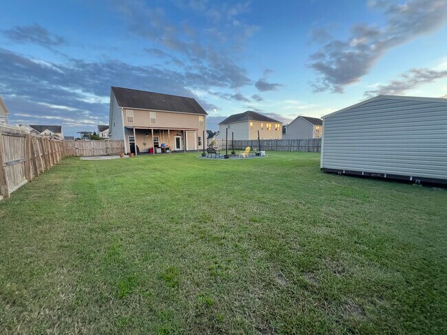 Building Photo - 105 Groveshire Pl