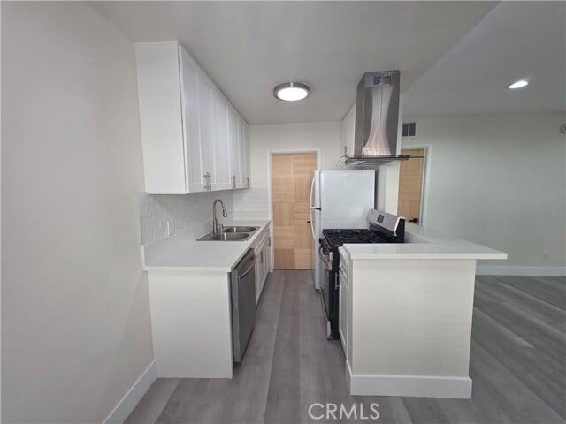 Building Photo - 4436 Ventura Canyon Ave