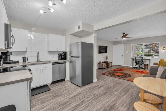 Interior Photo - U @ 19th Apartments