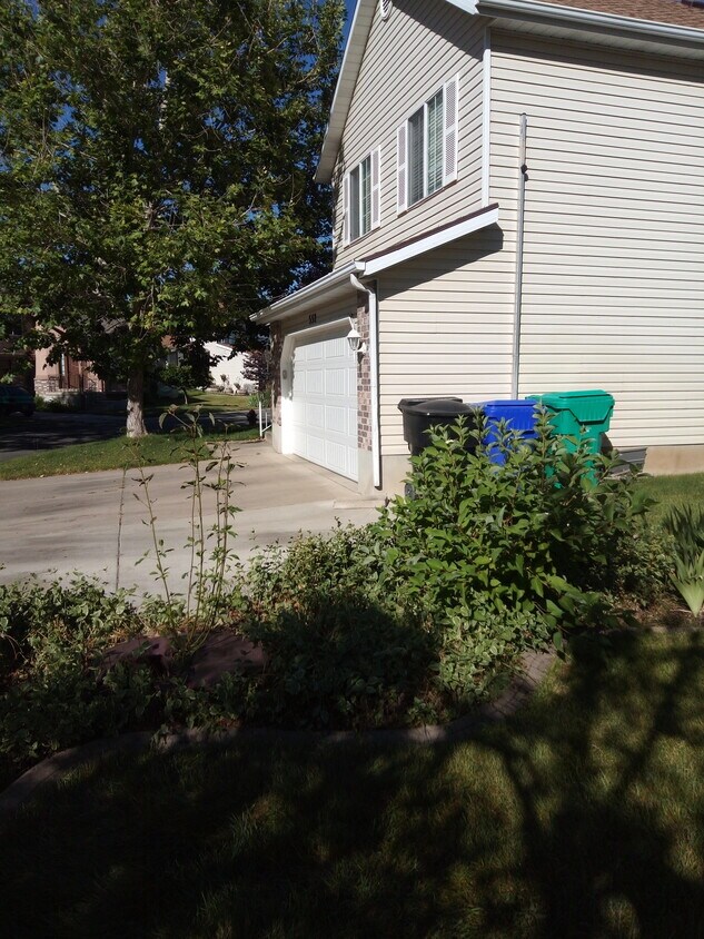 528 W 1950 N, Centerville, UT 84014 House Rental in Centerville, UT