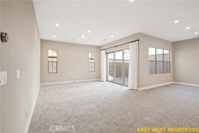 Building Photo - 153 Fairgreen