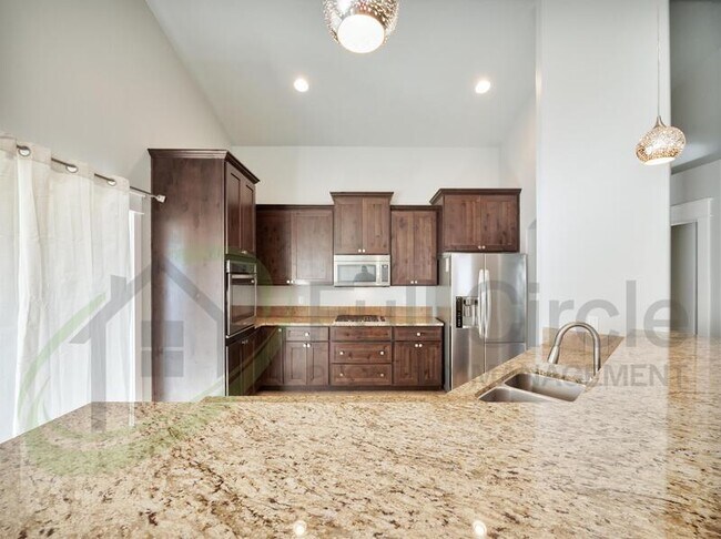 Building Photo - 5131 W Brunmier Dr