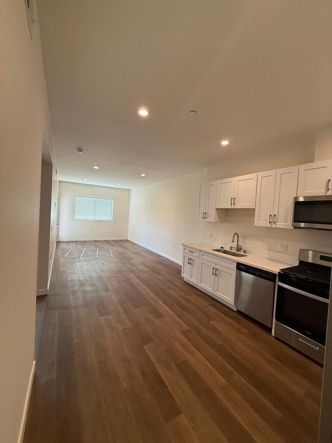 Interior Photo - The Hamilton