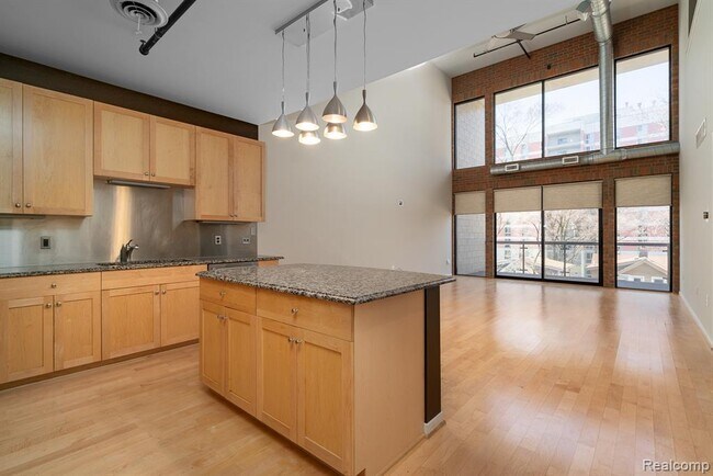 Foto del edificio - 204 S Troy St