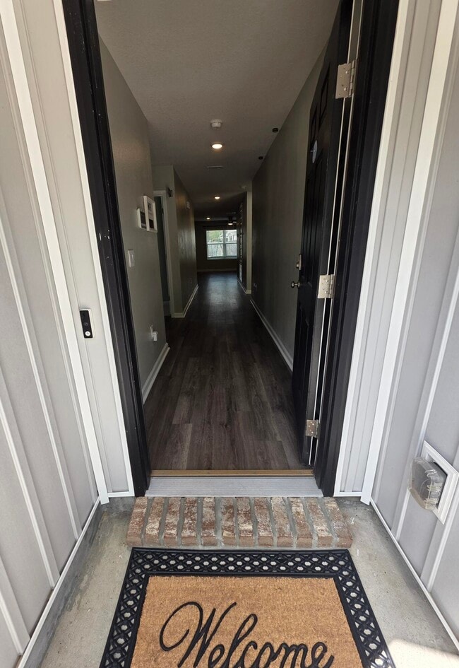 Building Photo - 3123 Van Day Way