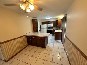 Building Photo - 4533 Woodhill Dr