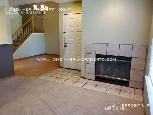 Building Photo - Adorable Townhome in Folsom!