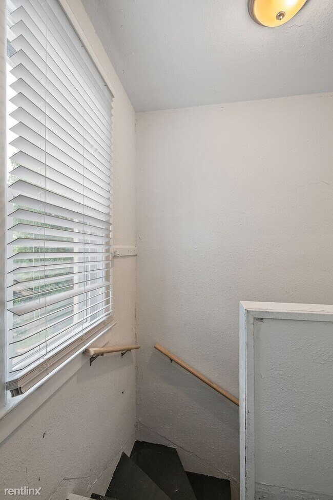 Foto del edificio - 2 br, 1 bath House - 14172 Strathmoor St