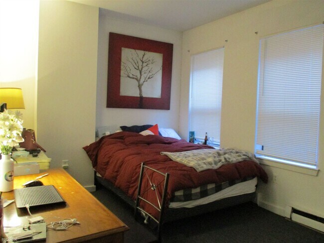 Building Photo - 3 br, 1 bath  - 780 Columbus Ave # 103 103