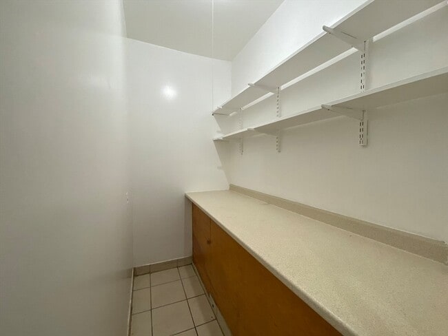 Foto del edificio - 884 Huntington Ave