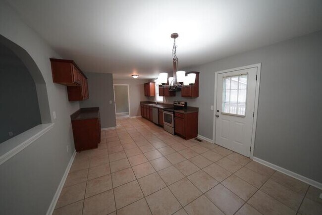 Foto del edificio - 6071 Ridge Way