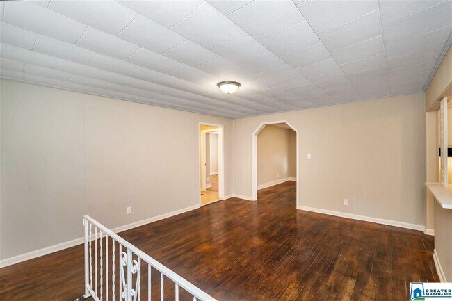 Building Photo - 128 Avalon Ave