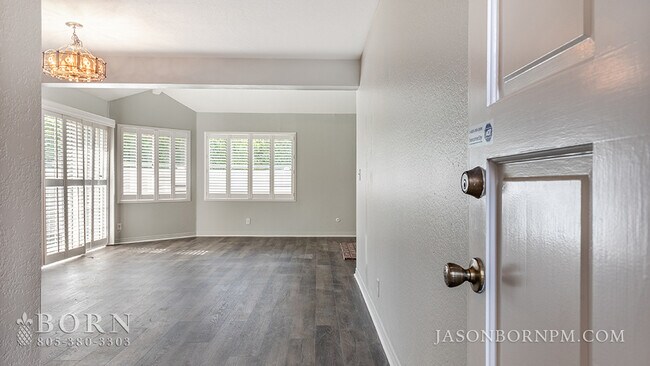 Foto del edificio - 1830 Rory Ln