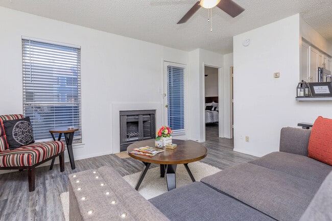 Building Photo - Reserve @ 47