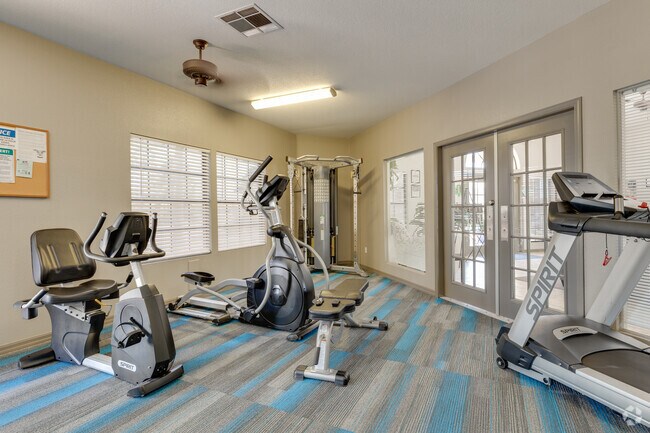 Gimnasio - Cottonwood Crossing