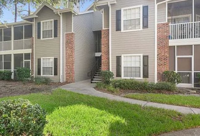 Photo - 10000 Gate Pky N Apartment