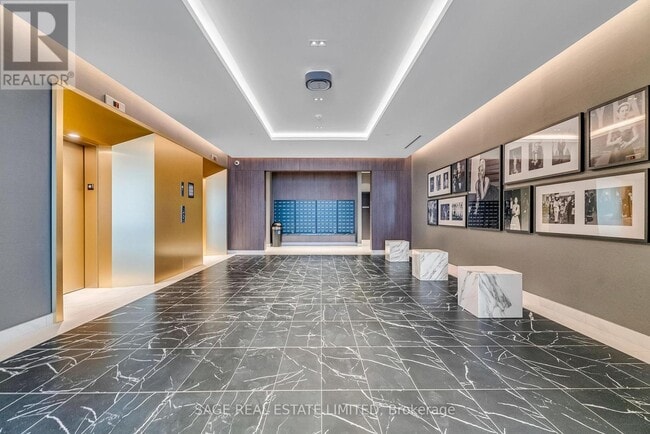 Photo du bâtiment - 500 Dupont St