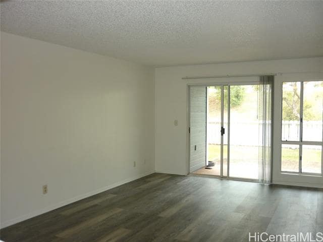 Building Photo - 94-828-828 Lumiauau St
