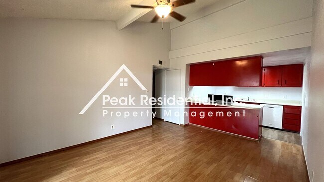 Foto del edificio - 2 br, 1 bath House - 3342 Gould Wy