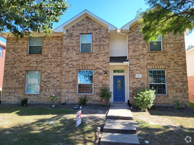 Building Photo - 2943 Deer Ridge Dr