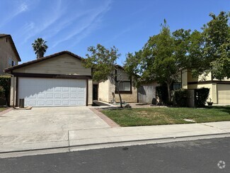 Building Photo - 541 San Vincente Ct