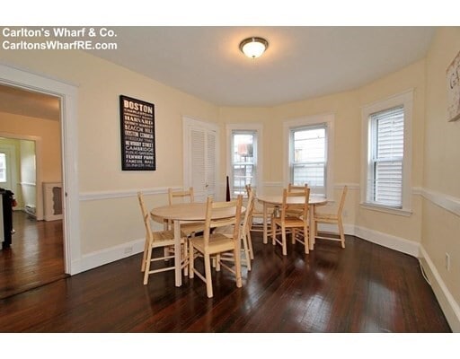 Building Photo - 97 Beacon St