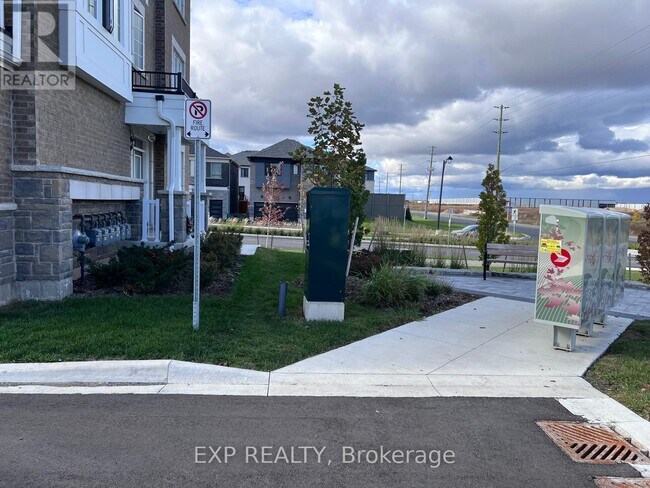 Building Photo - 1317 Leriche Wy
