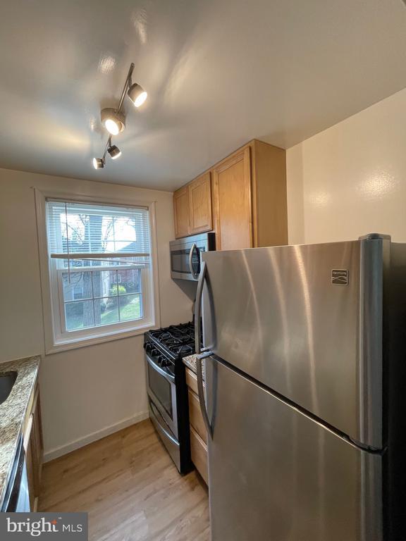 Building Photo - 4318 N Pershing Dr