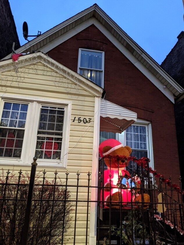 Primary Photo - 1503 N Pulaski Rd