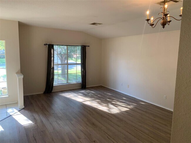 Building Photo - 3807 Top Rock Ln
