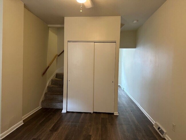 Foto del edificio - 1426 N 4th St