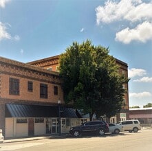 Building Photo - 214 S Wewoka Ave