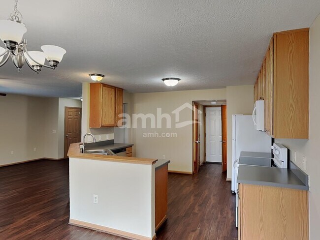 Foto del edificio - 6875 Tumbleweed Ln