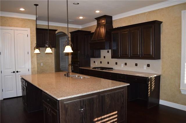 Foto del edificio - 115 Oakwood Ln