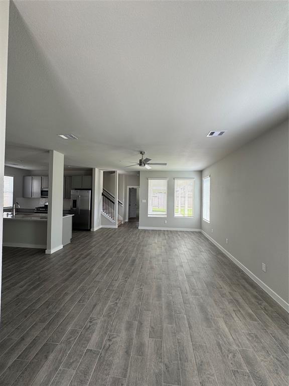 Building Photo - 2627 Village Side Trl