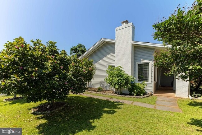Building Photo - 246 Avondale Dr