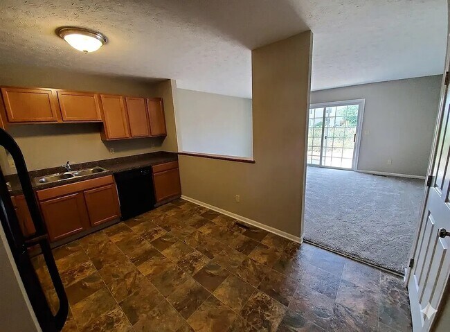 Building Photo - 33426 Halle Ct