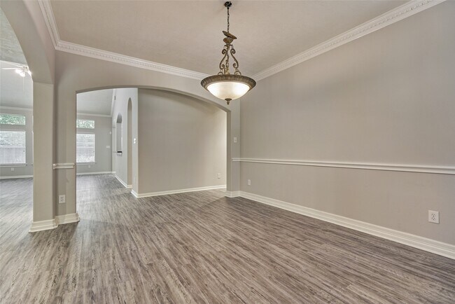 Foto del edificio - 7 Raindance Ct