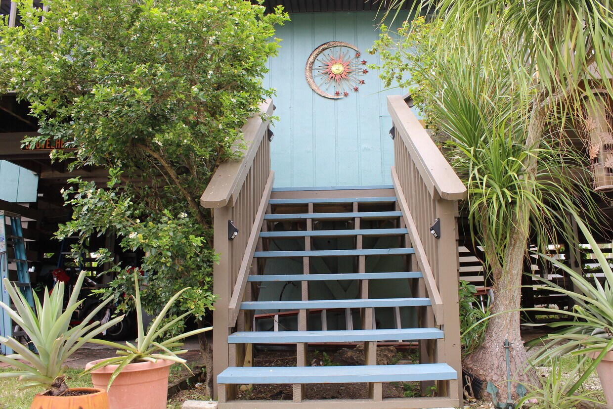 Foto principal - 5573 Palmetto St