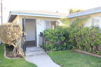 Building Photo - 3438 San Luis St