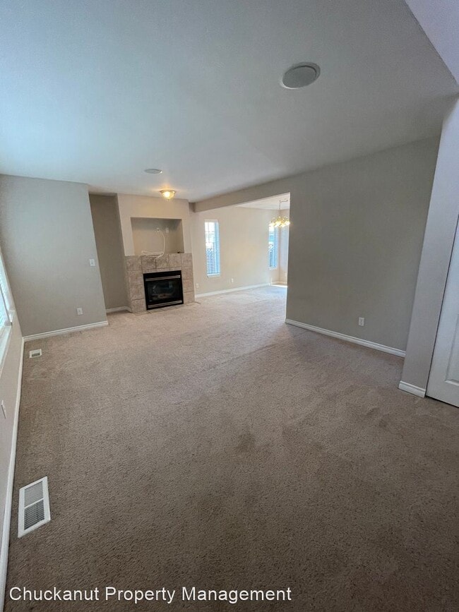 Building Photo - 3 br, 2.5 bath House - 4210 Archer Dr.