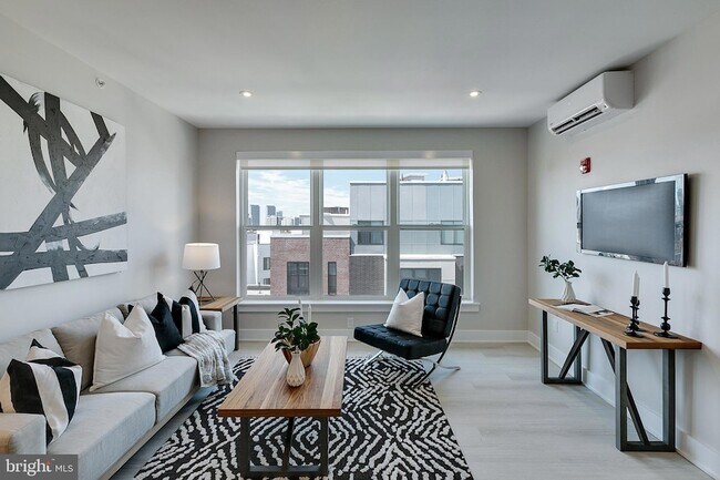 Foto del edificio - 1533 Ridge Ave